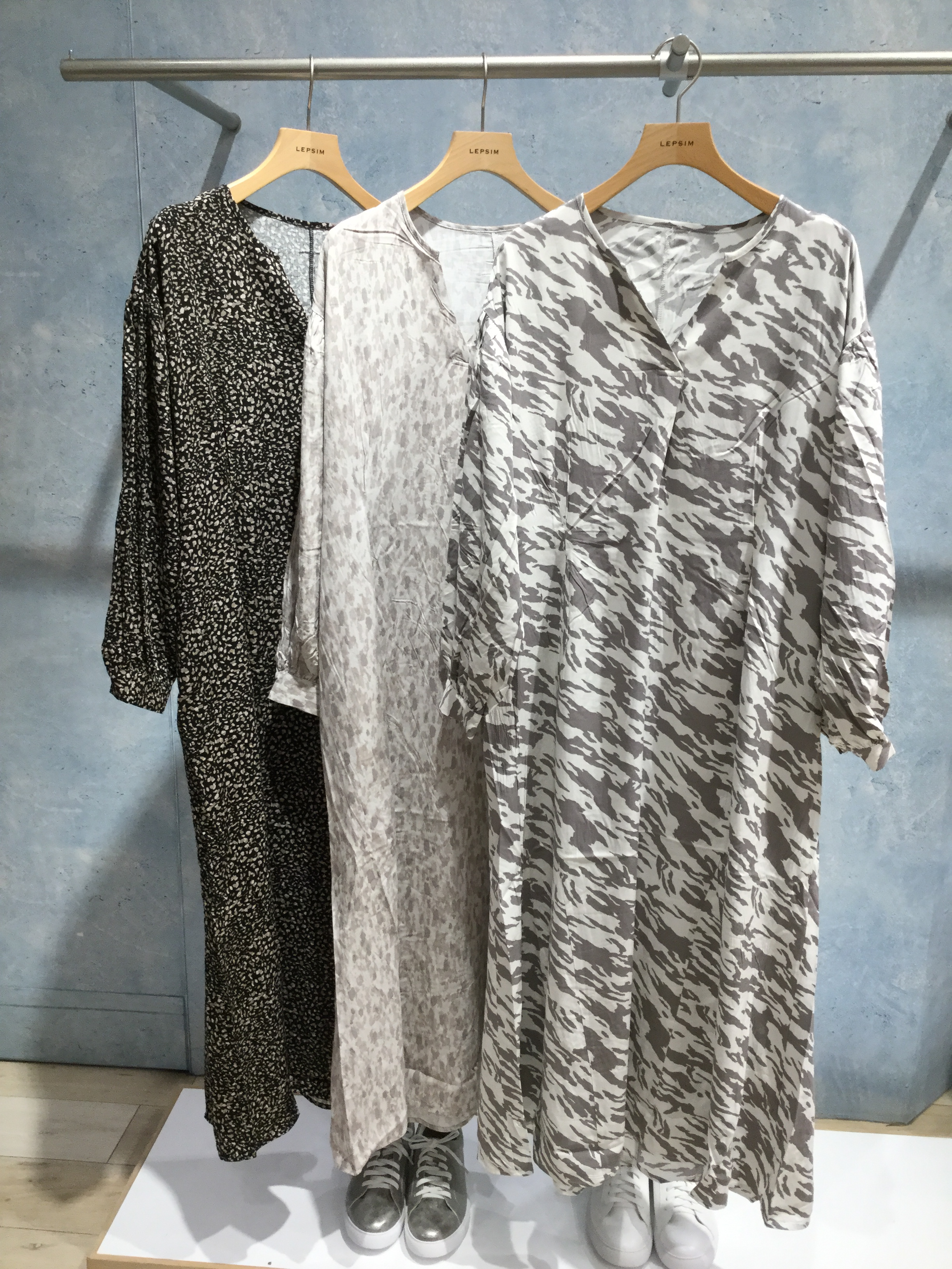 Lepsim ロングワンピース レプシィム ショップニュース トリエ京王調布 京王線調布駅よりすぐのショッピングセンター